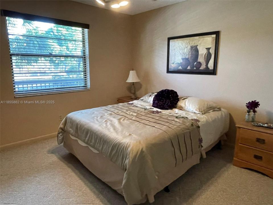 4975 E Sabal Palm Blvd 208, Tamarac, Floryda 33319, USA