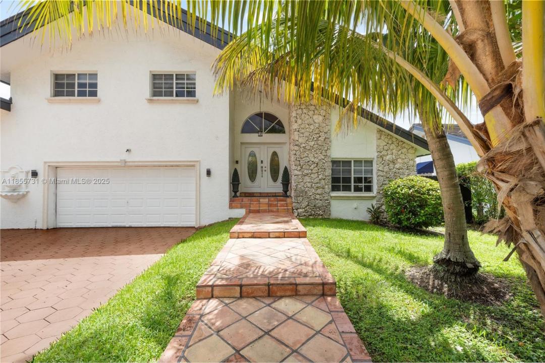 10723 SW 142nd Ct, Miami, Floryda 33186, USA