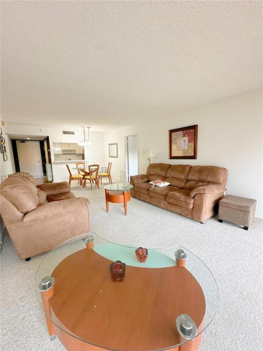240 Lakeview Dr 212, Weston, Flórida 33326, Estados Unidos
