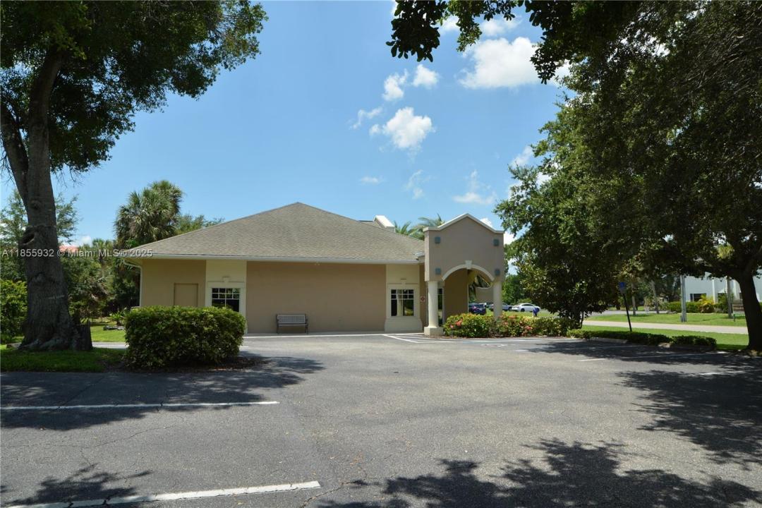 2496 CARING WAY #B B, Port Charlotte, Florida 33952, USA