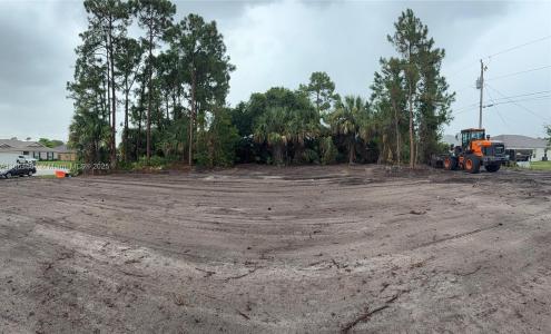 3965 SW Helmlinger St, Port St. Lucie, Florida 34953, USA