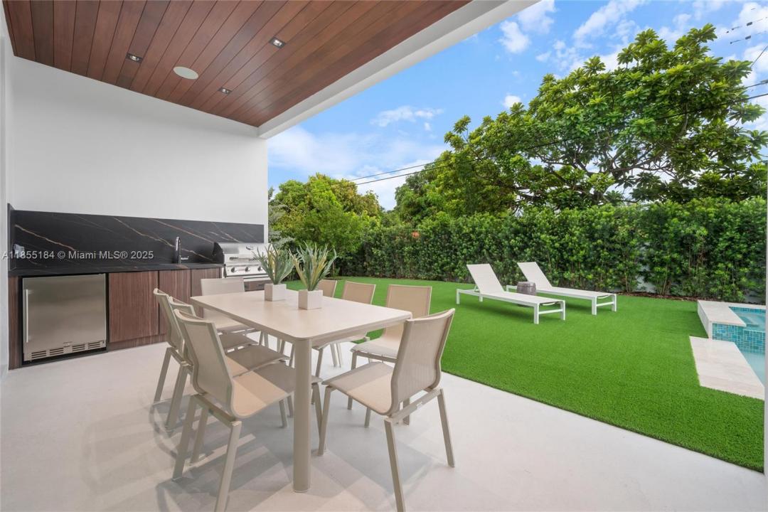 4231 SW 11th St, Miami, Flórida 33134, Estados Unidos