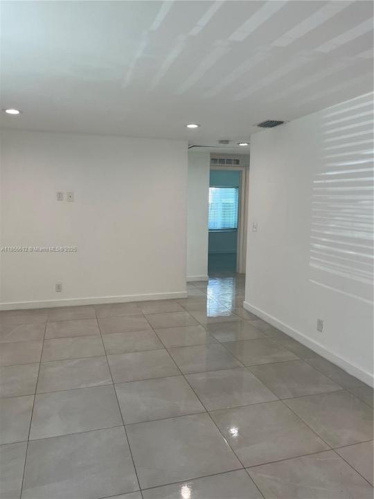 905 NW 5th St, Fort Lauderdale, Florida 33311, Estados Unidos