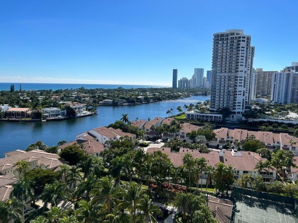 21050 Point Pl 1403, Aventura, 佛罗里达州 33180, 美国