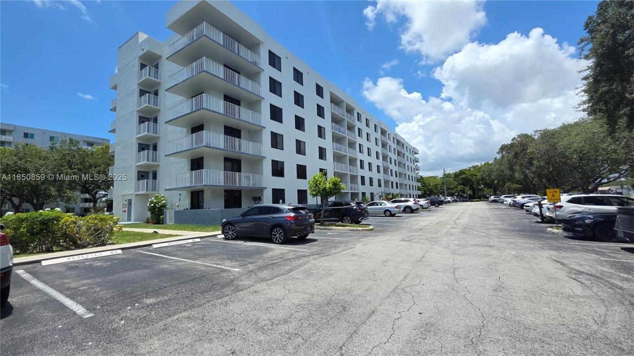 901 Hillcrest Dr 215, Hollywood, Florida 33021, Estados Unidos