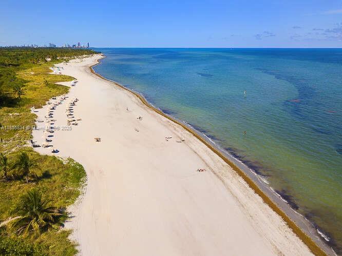 251 Crandon Blvd 202, Key Biscayne, Florida 33149