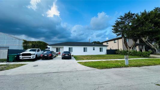 3161 NW 69th St, Miami, Florida 33147, USA