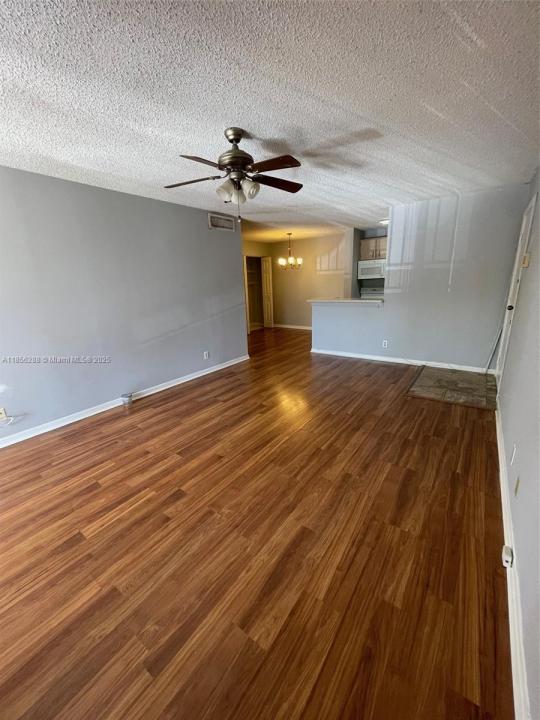10717 Cleary Blvd 207, Plantation, Florida 33324, USA