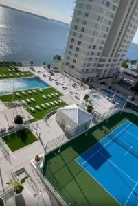 770 Claughton Island Dr 1208, Miami, Florida 33131, USA