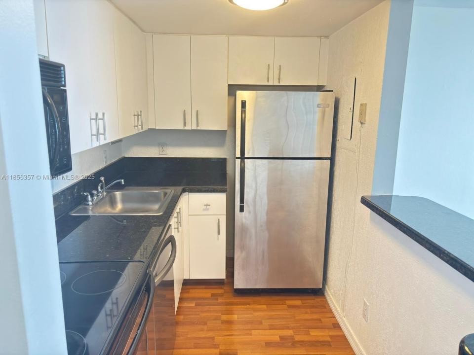 770 Claughton Island Dr 1208, Miami, פלורידה 33131, ארצות הברית של אמריקה 