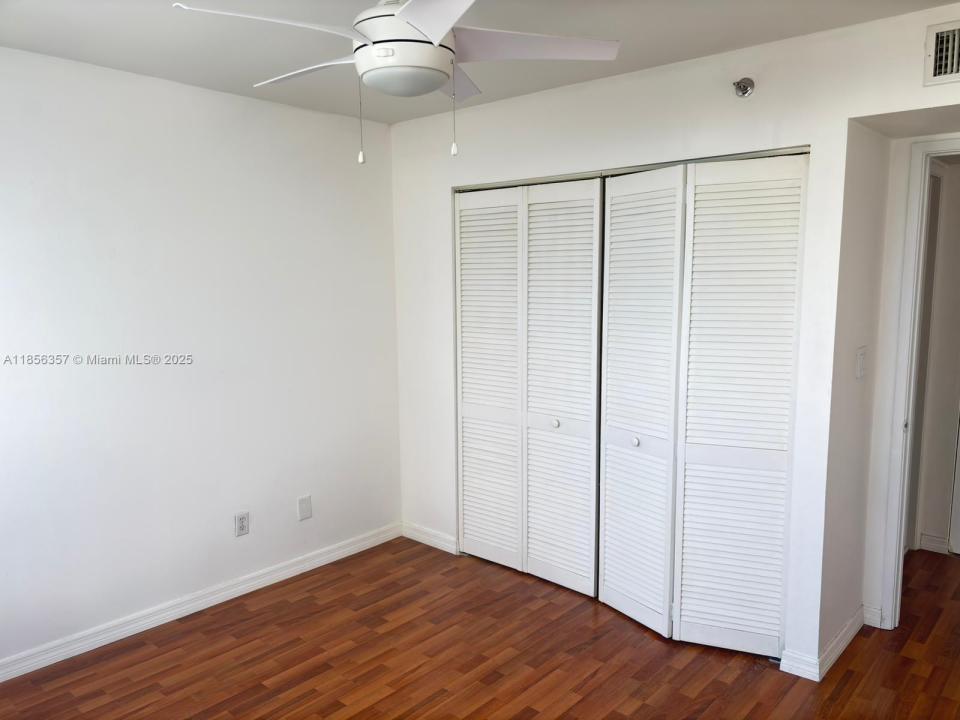 770 Claughton Island Dr 1208, Miami, פלורידה 33131, ארצות הברית של אמריקה 