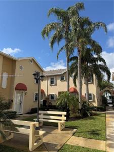 335 Waterside Dr 335, Hypoluxo, Florida 33462, USA