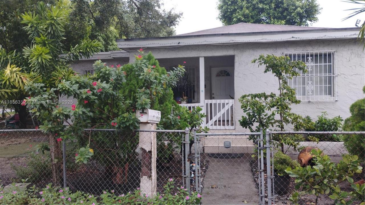 7312 NW 17th Ct, Miami, Floride 33147, États-Unis