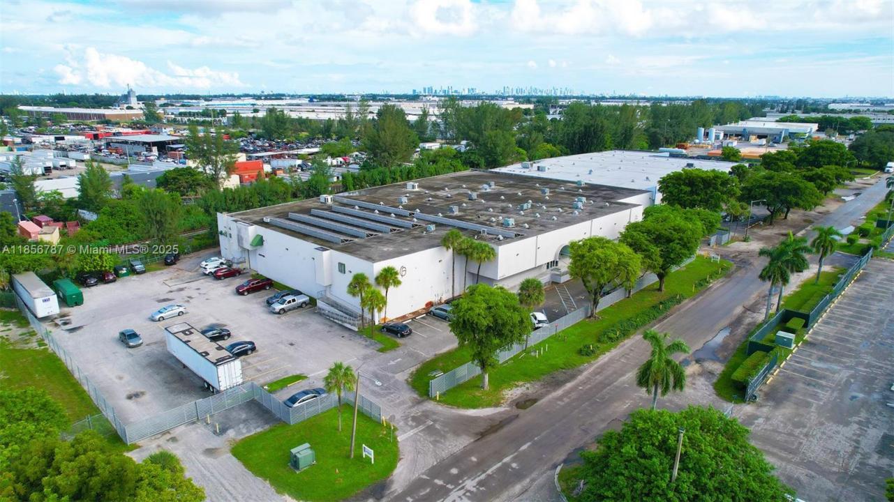 13015 NW 38th Ave, Opa-Locka, Floride 33054, États-Unis