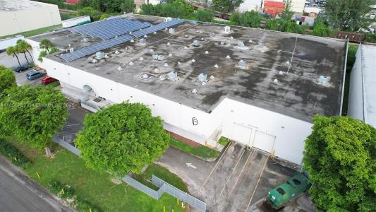 13015 NW 38th Ave, Opa-Locka, Florida 33054, USA