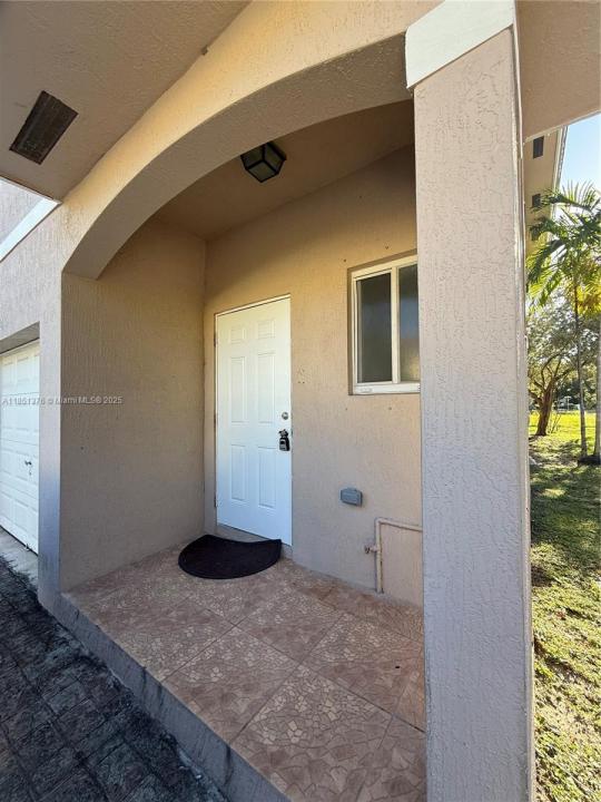 1540 NW 45th St 1-4, Deerfield Beach, Florida 33064, USA