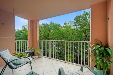 19999 E Country Club Dr 1208, Aventura, Florida 33180, USA