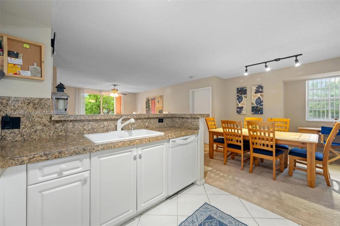 19999 E Country Club Dr 1208, Aventura, Floride 33180, États-Unis