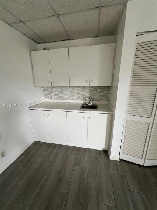 13405 SW 128th St 202, Miami, 佛罗里达州 33186, 美国