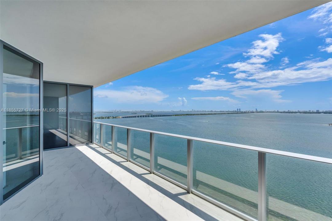 700 NE 24th 1806, Miami, Florida 33137