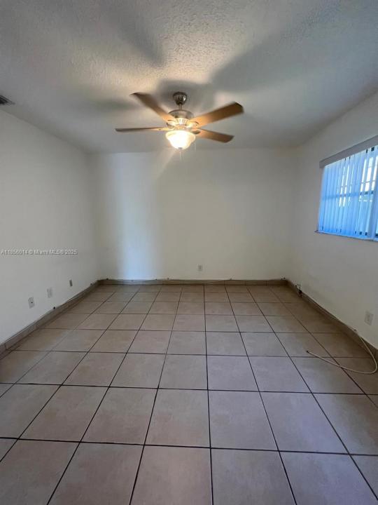 1670 Harding St B, Hollywood, Florida 33020, Amerika Birleşik Devletleri