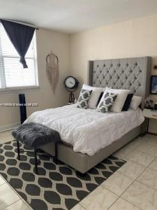 401 69th St 808, Miami Beach, Florida 33141, USA