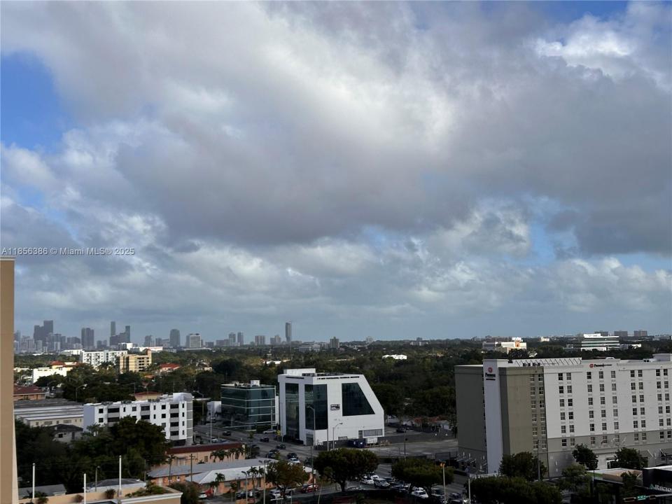 4242 NW 2nd St 1116, Miami, Floride 33126, États-Unis