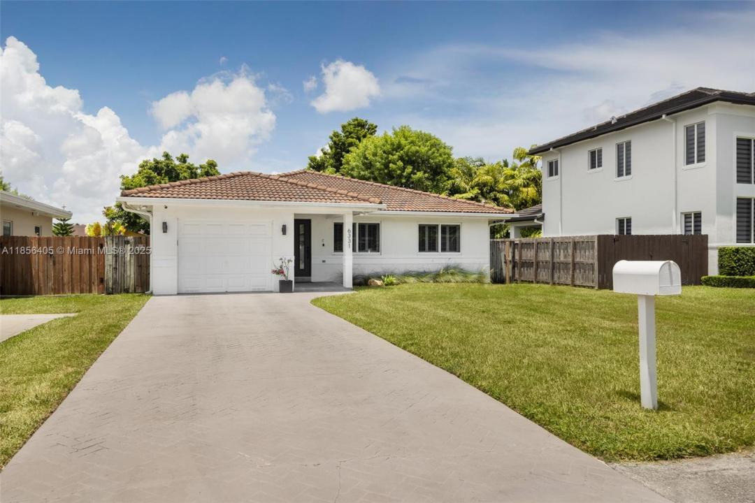 6331 SW 34th St, Miami, Флорида 33155, Соединенные Штаты