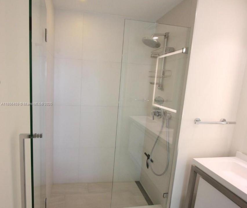 2000 Metropica Way 1109, Sunrise, Florida 33323, Estados Unidos