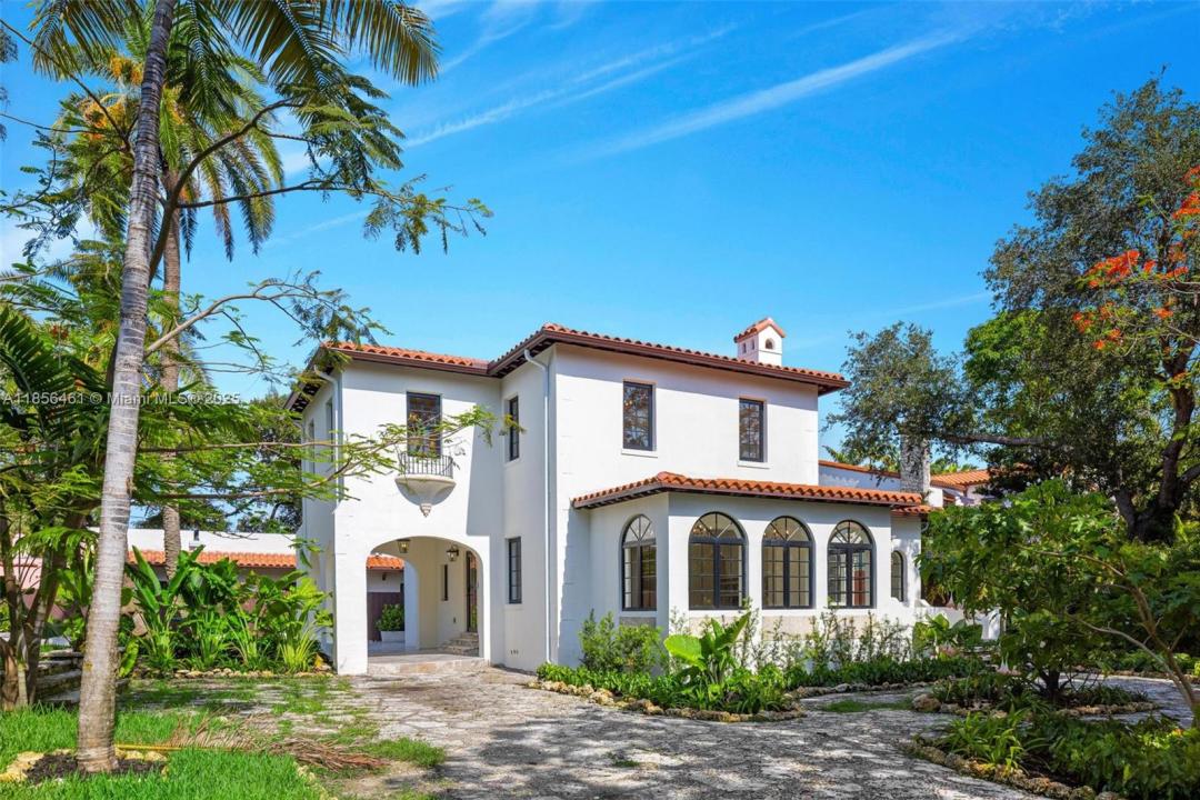 5916 NE 6 AV, Miami, Florida 33137