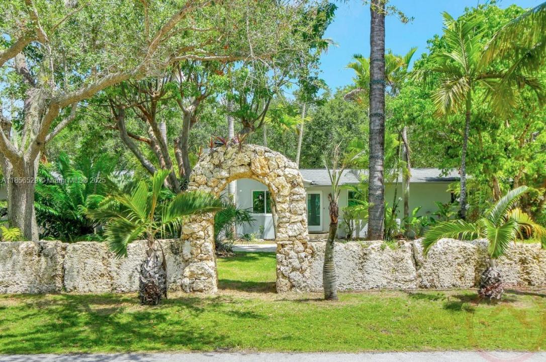 9775 SW 140th St 9775, Miami, Florida 33176