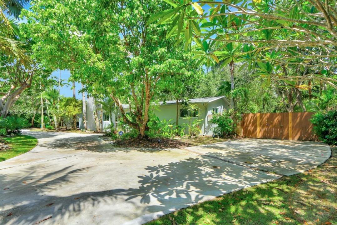 9775 SW 140th St 9775, Miami, Florida 33176