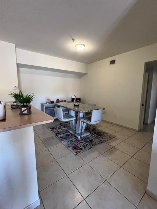 7270 NW 114th Ave 203-9, Doral, フロリダ 33178, アメリカ合衆国