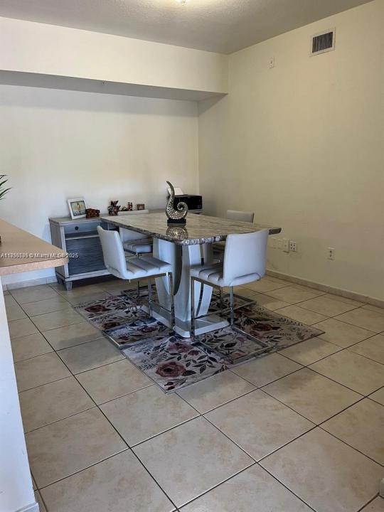 7270 NW 114th Ave 203-9, Doral, フロリダ 33178, アメリカ合衆国