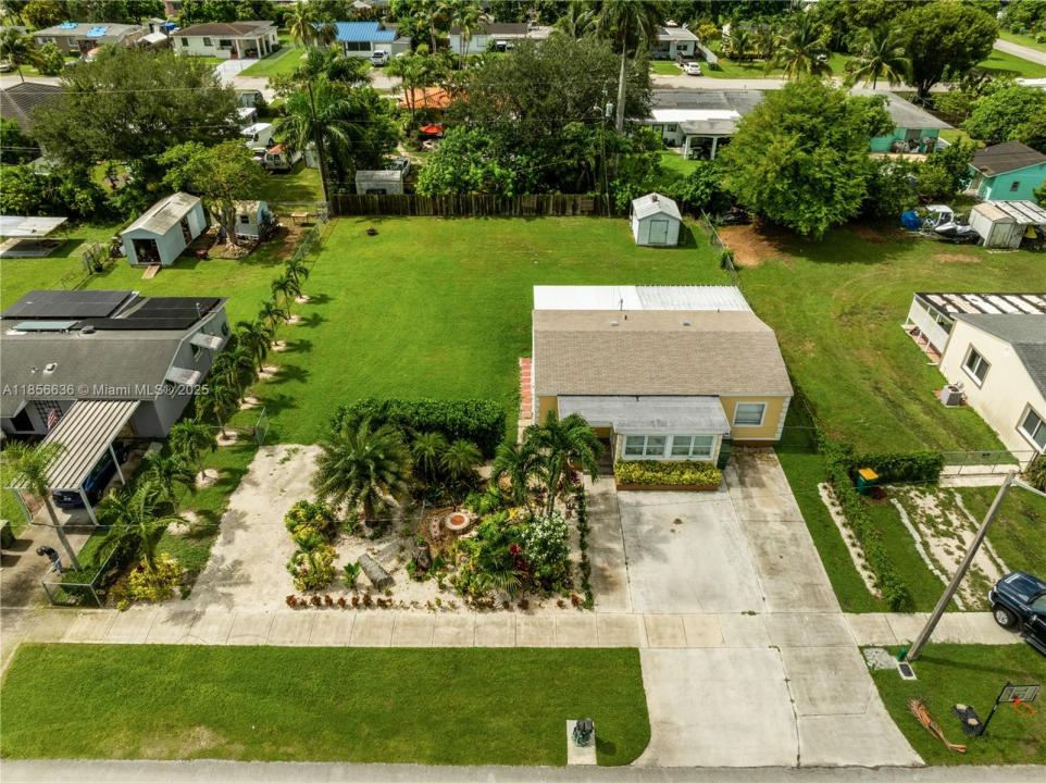 512 NW 13th St, Homestead, 佛罗里达州 33030, 美国