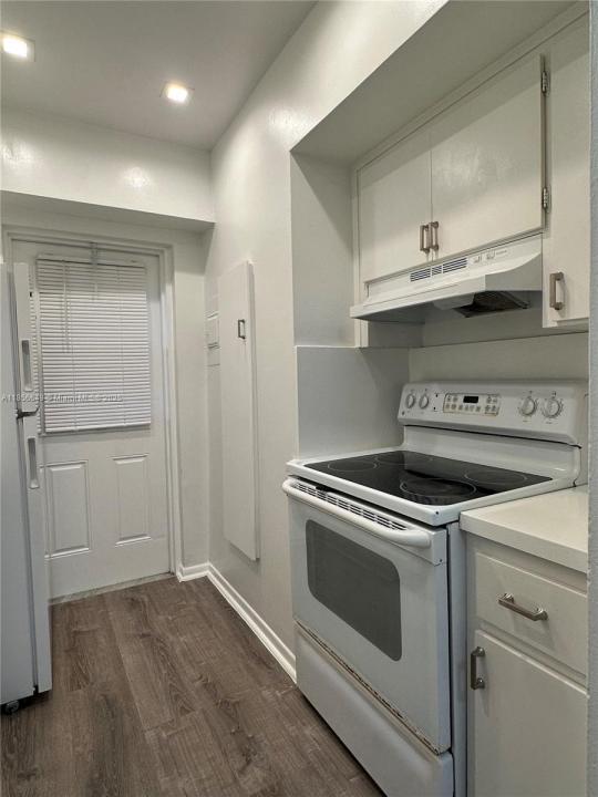 2822 Van Buren St 208, Hollywood, Florida 33020, HOA KỲ
