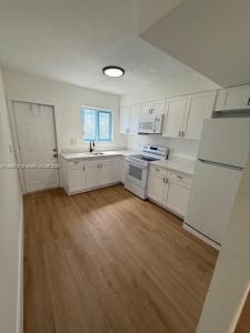 1123 N 17th Ct 1, Hollywood, Florida 33020, USA