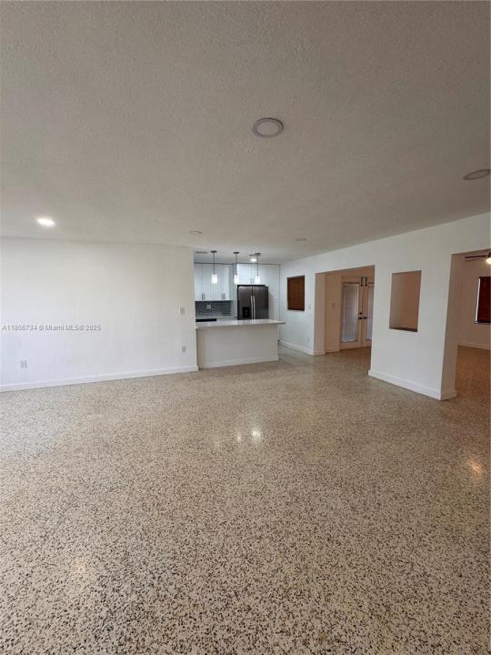 11959 SW 39th Ter 1, Miami, 佛羅里達州 33175, 美國