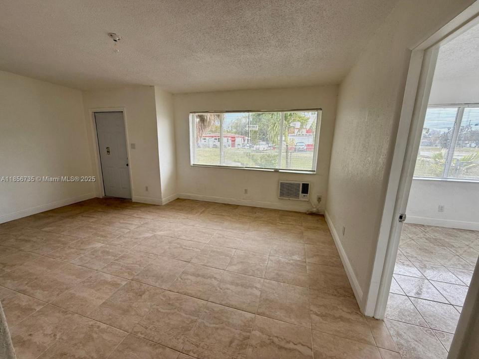 340 NW 6th 1, Pompano Beach, Florida 33060, Estados Unidos