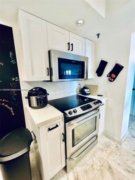 20355 NE 34th Ct 1622, Aventura, Florida 33180