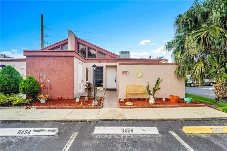 8454 NW 31st Ct, Sunrise, Florida 33351, USA