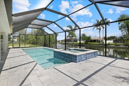 520 SW 28th St, Cape Coral, Florida 33914, USA