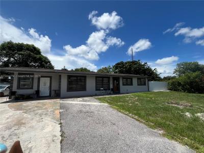 5111 NW 178 terr, Miami Gardens, Florida 33055, USA