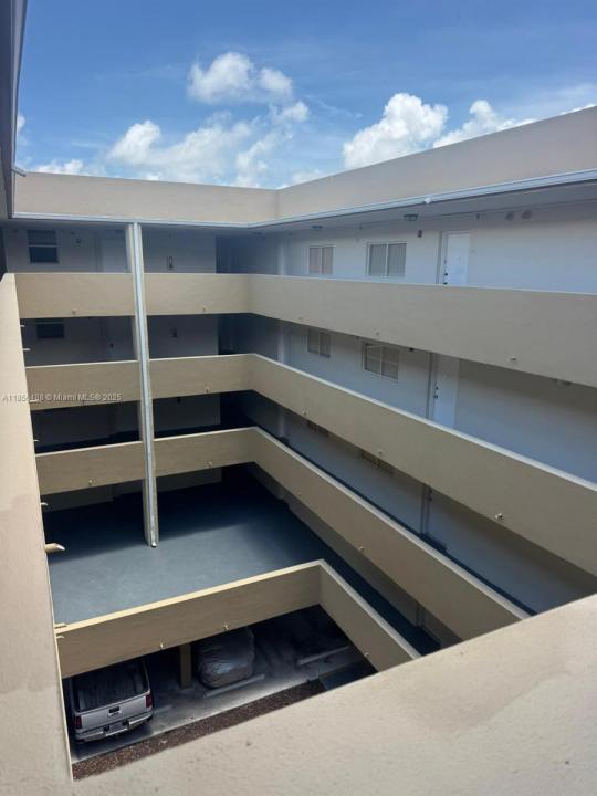 2647 NW 25th Ave 507, Miami, 佛羅里達州 33142, 美國