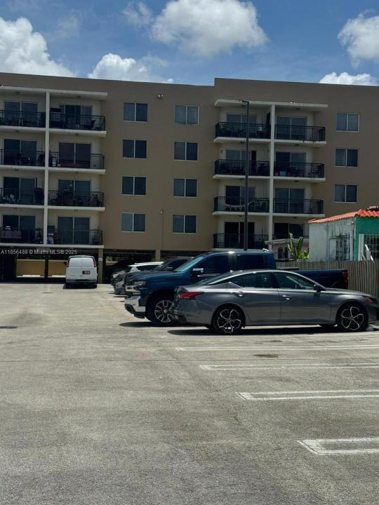 2647 NW 25th Ave 507, Miami, 佛羅里達州 33142, 美國