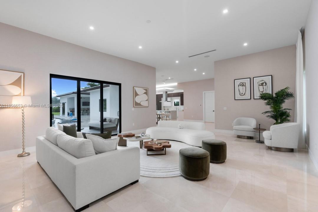 80 NW 129th Ave, Miami, フロリダ 33182, アメリカ合衆国