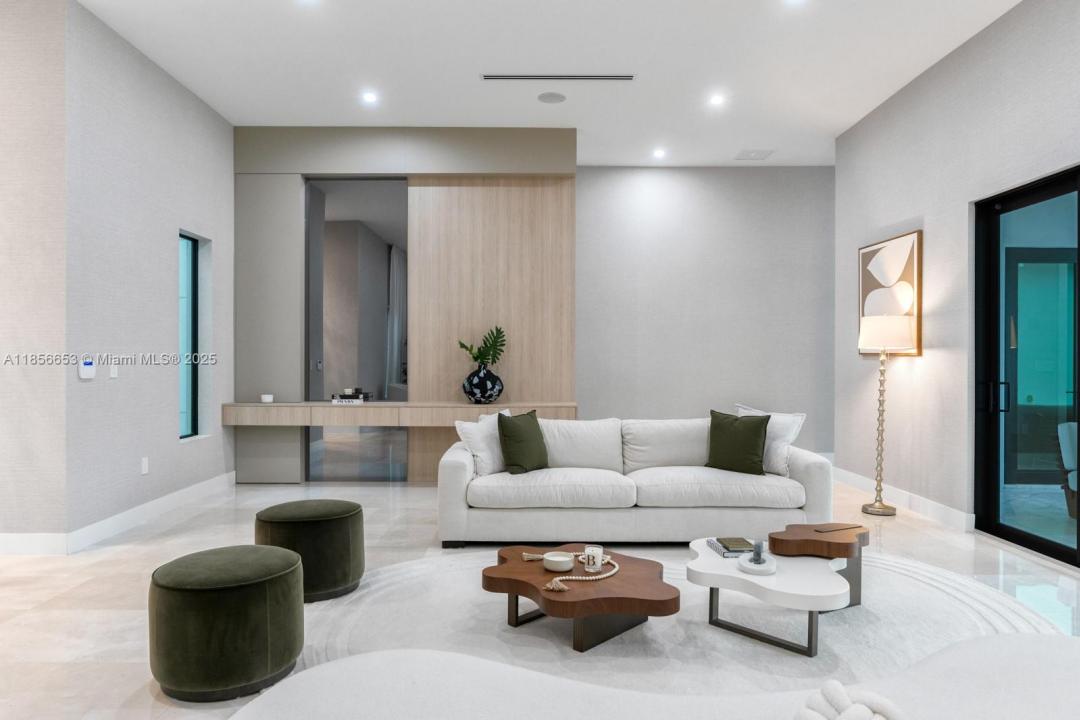80 NW 129th Ave, Miami, フロリダ 33182, アメリカ合衆国