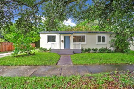1611 N 26th Ave, Hollywood, Florida 33020, USA