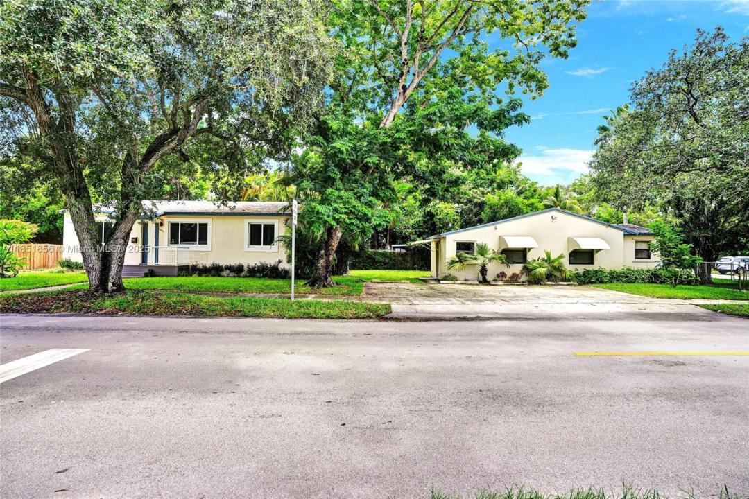 1611 N 26th Ave, Hollywood, Florida 33020