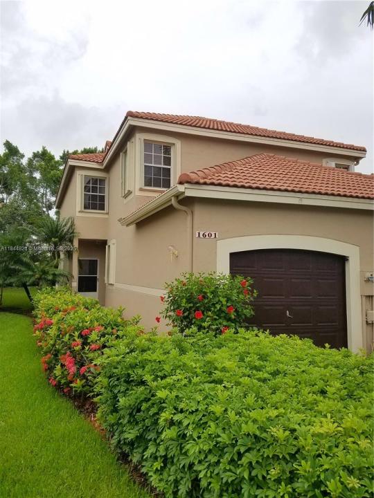 1601 Sorrento Dr, Weston, Florida 33326, Estados Unidos